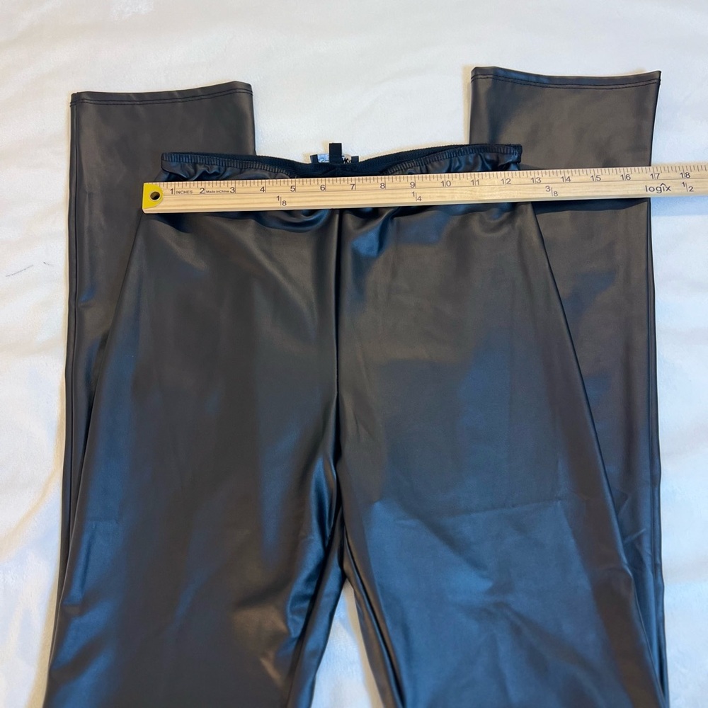 Fashion Nova leggings and top set black color Size Medium - Picture 6 of 9